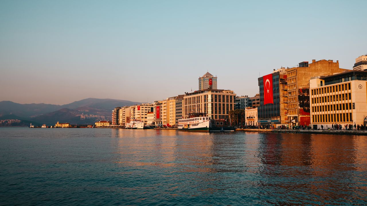 Izmir ist definitiv eine Reise-Überlegung wert