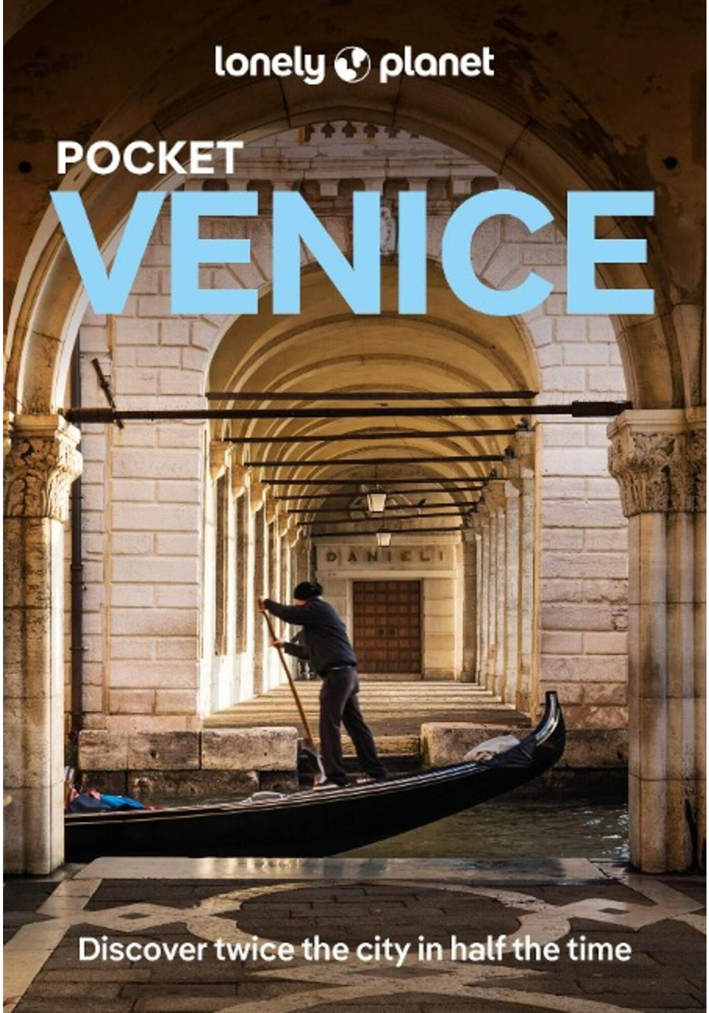 5638216339_a_lonely_planet_pocket_venice_24
