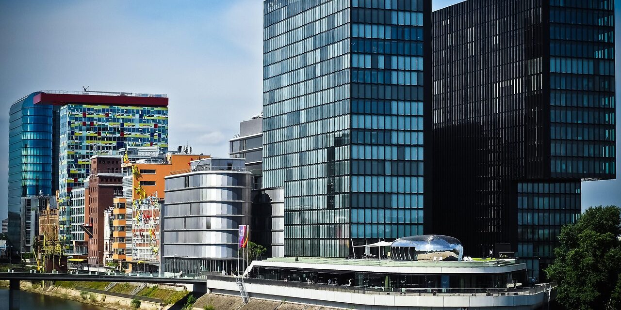 652234-architecture-1515475_1280