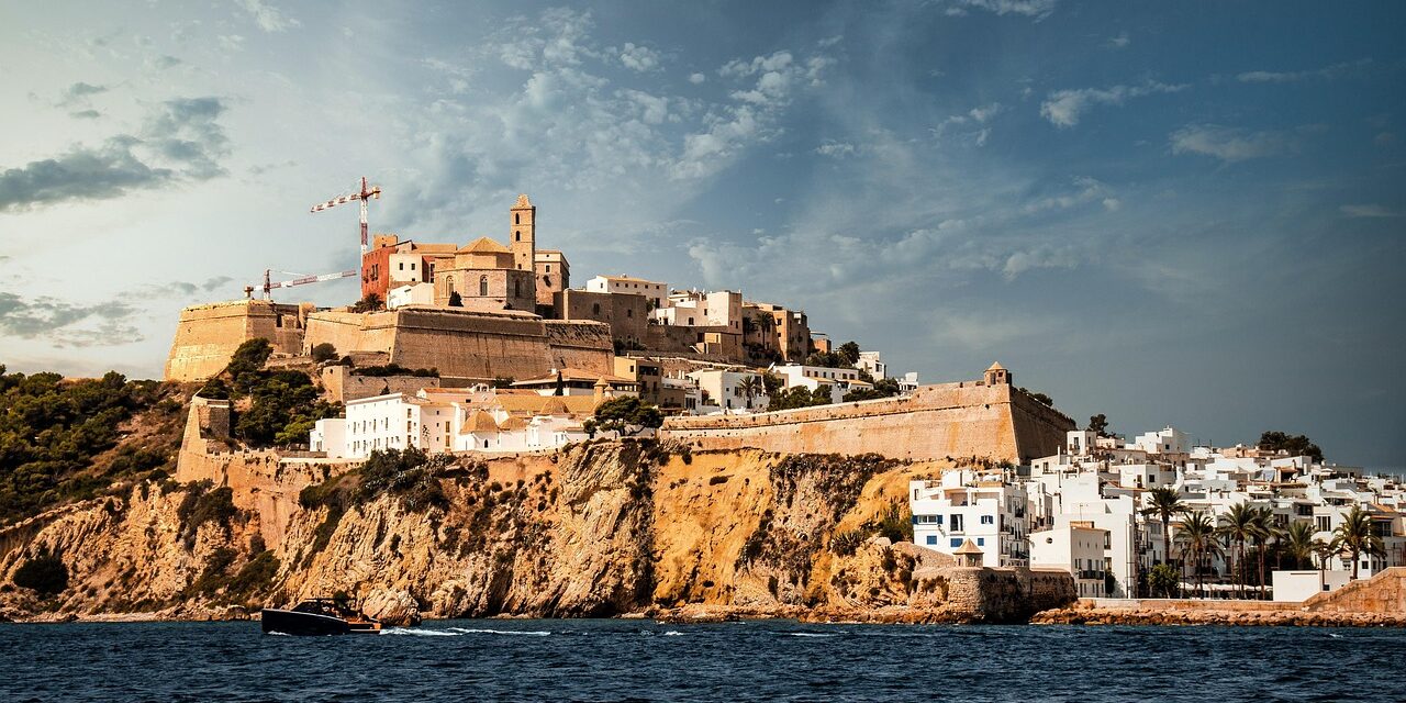 josmanu1970-ibiza-7444451_1280 (1)