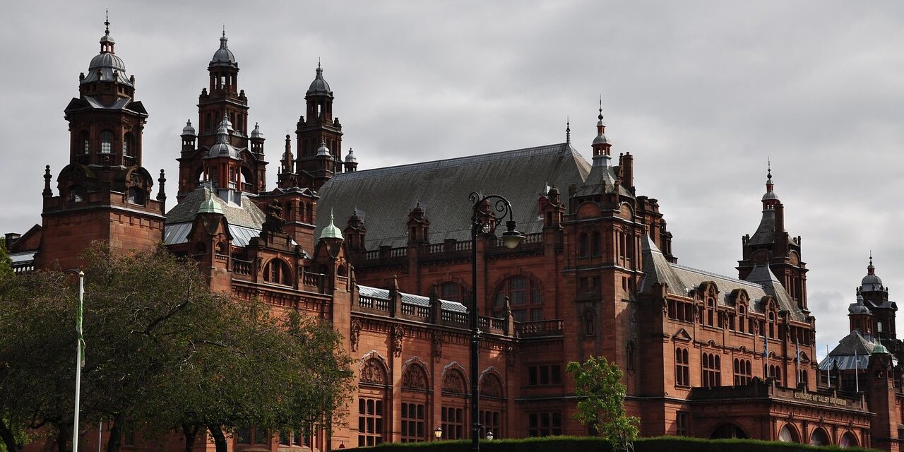 kamyq-kelvingrove-1121394_1280