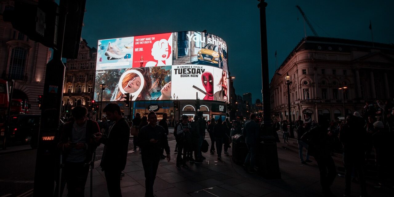paulsteuber-london-3794348_1280 (1)