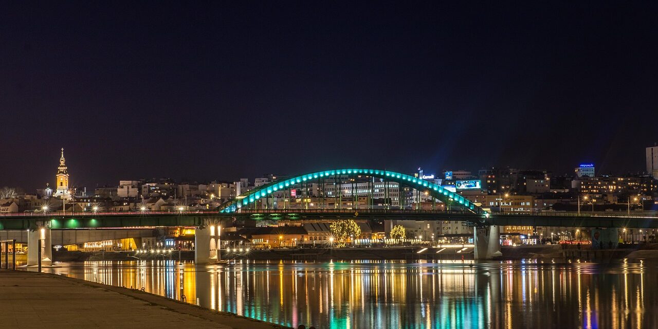 stevanaksentijevic-belgrade-by-night-4576220_1280
